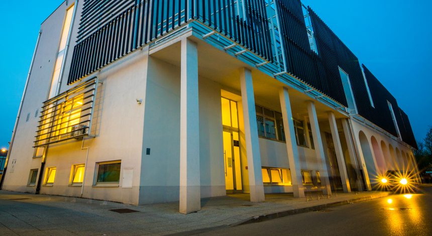 Škola 8 OBAVIJEST nenastavni i neradni dani