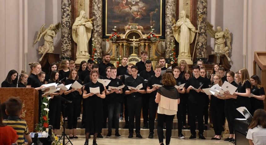 Mješoviti zbor GŠP nastupio na Antunovskom koncertu