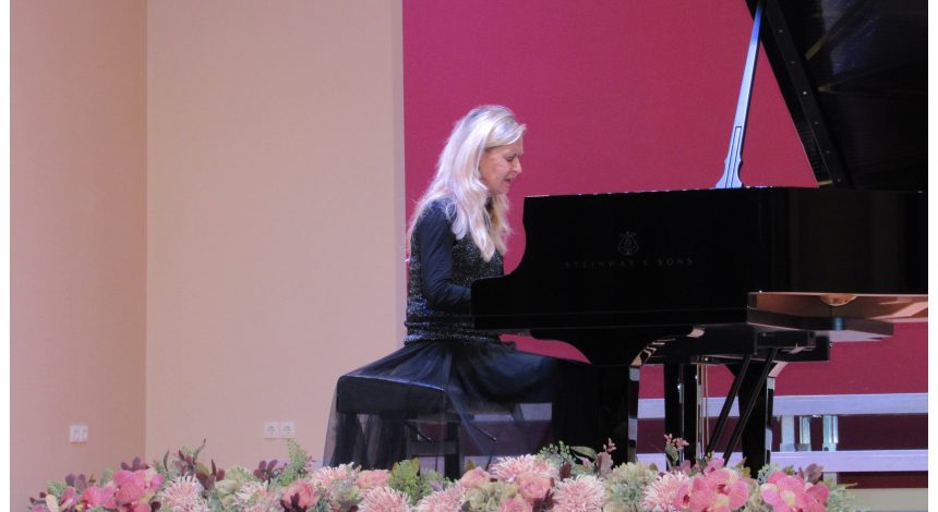 Sabrina Zelić održala koncert u našoj školi