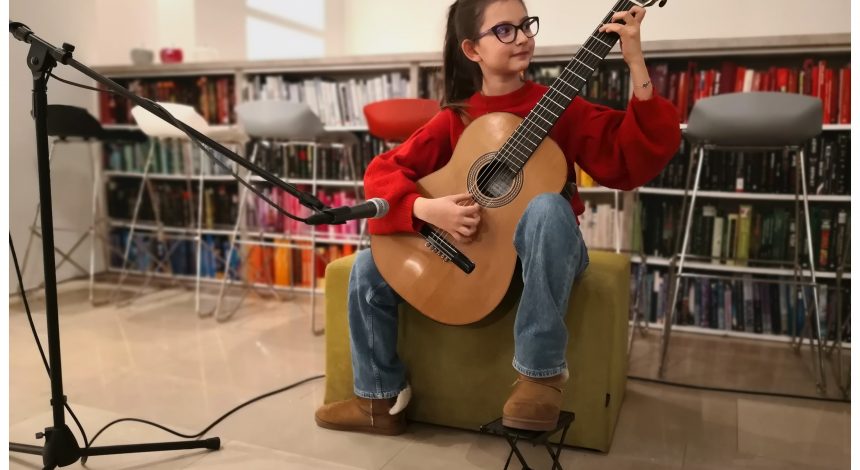 Naši učenici nastupali na otvorenju izložbe “Dobriša Cesarić u Požegi”