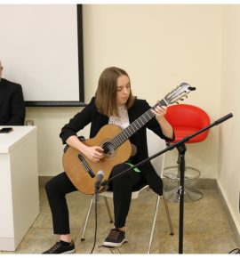 Nastup naših učenika na otvorenju izložbe u Pleternici