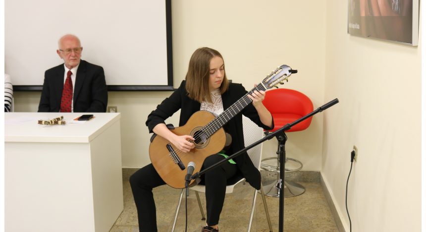 IMG_2544 Nastup naših učenika na otvorenju izložbe u Pleternici