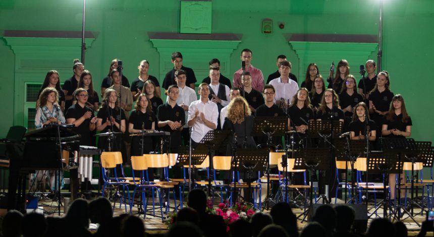 Pogledajte naš prošlogodišnji Koncert ispred katedrale