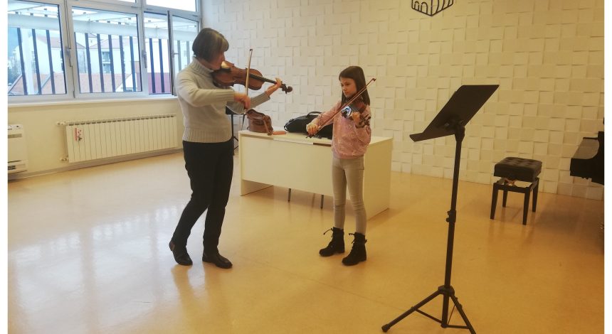 IMG_20230125_144811 Marija Ćepulić održala seminar za naše violiniste
