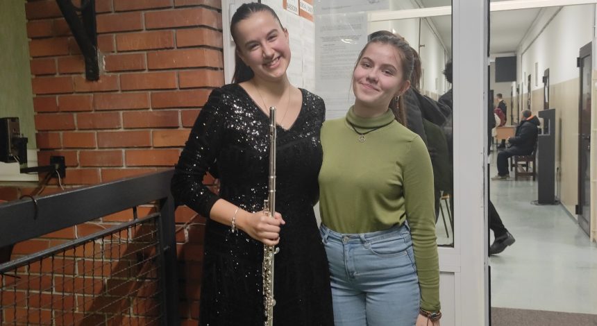 Staša Kukić i Margareta Jakobović sudjelovale na Međunarodnom natjecanju Davorin Jenko u Beogradu