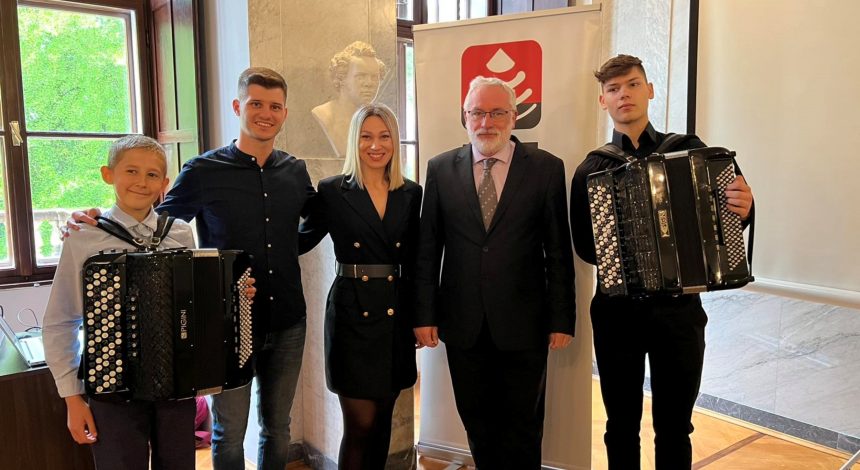 batch_IMG-e5c1d3d7cd45de6c2d193e8e34d82869-V Nastup naših učenika na predavanju Davora Bobića