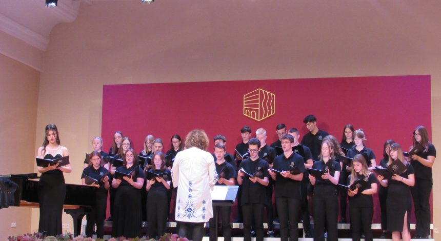 batch_IMG_4397 Završni koncert – Mia Raguž i Mješoviti zbor Glazbene škole Požege