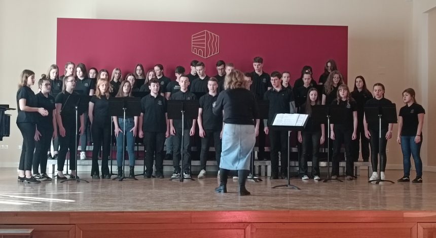 Školsko natjecanje – Mješoviti zbor