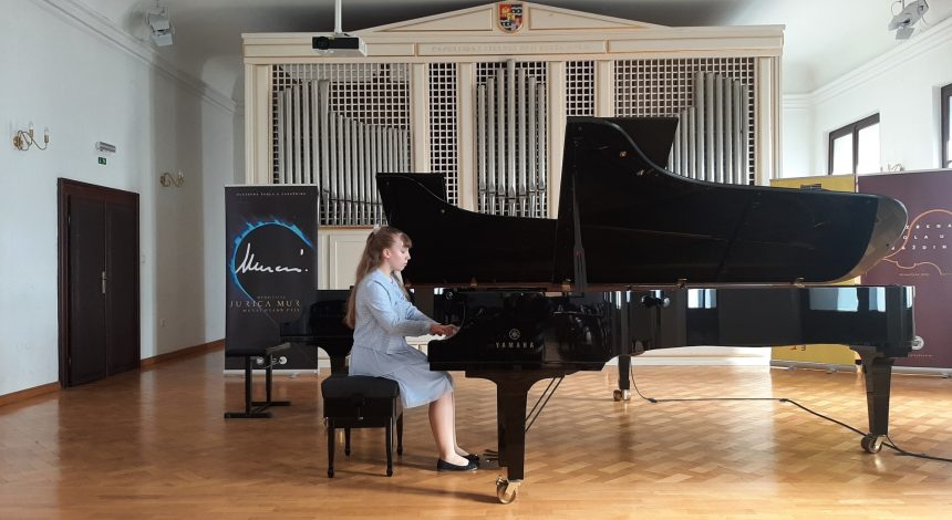 batch_20240421_090903 Učenica Eva Crnković osvojila prvu nagradu na međunarodnom natjecanju “Memorijal Jurica Murai & Murai Grand Prix”