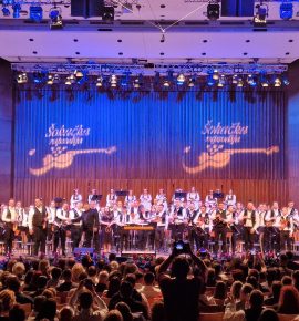 batch_20240505_220218 FOTO VIJESTI – Nastup naših učenika i profesora na Šokačkoj rapsodiji u Koncertnoj dvorani Vatroslava Lisinskog