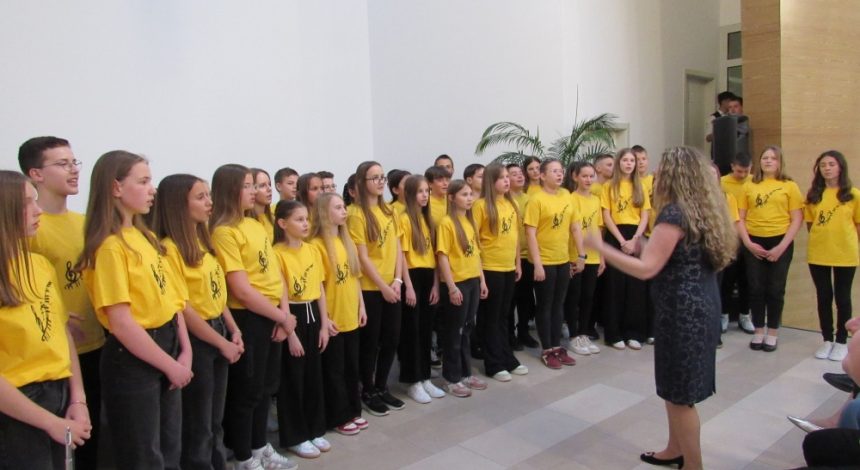 smanjenoIMG_0302 Humanitarni koncert za djecu Marijinih obroka