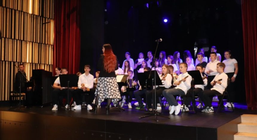 smanjenoe0e2622f-1ca6-47a5-9ad6-6e34899da4ef Učenici PO Pleternica nastupili na Reviji učeničkog stvaralaštva – Revus 2025