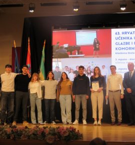 Nagrade našim učenicima i nastavnicima na Proglašenju najuspješnijih učenika i odgojno-obrazovnih djelatnika u šk. god. 2024./2025.