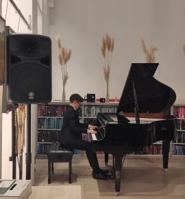 Nastup našeg učenika na promociji knjige “Zimske pjesmoslikovnice”