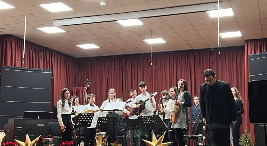 Božićni koncert učenika Područnog odjeljenja Kutjevo