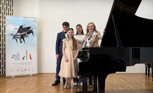 Učenici našeg klavirskog odjela osvojili najviše nagrade na Međunarodnom  natjecanju Daleki akordi