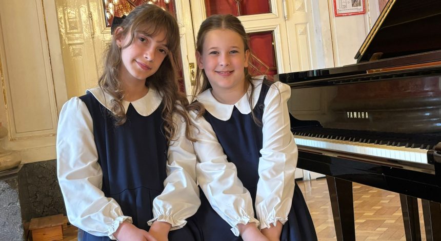 Apsolutnih 100 bodova za glasovirski duo Havrda- Kuzman na pijanističkom natjecanju „Ivan Rijavec “u Sloveniji