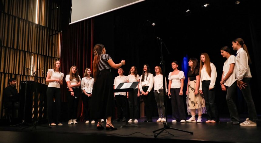 21 Nastup učenika Područnog odjeljenja Pleternica na Danu škole