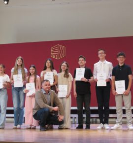 smanjenoIMG_3653 FOTO VIJESTI – Svečani prijem za učenike koji su tijekom školske godine 2025./2026. sudjelovali na natjecanjima