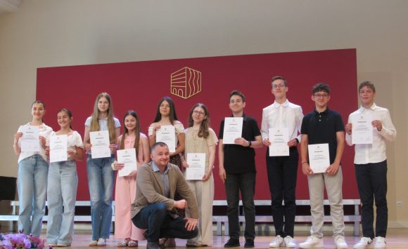 FOTO VIJESTI – Svečani prijem za učenike koji su tijekom školske godine 2025./2026. sudjelovali na natjecanjima